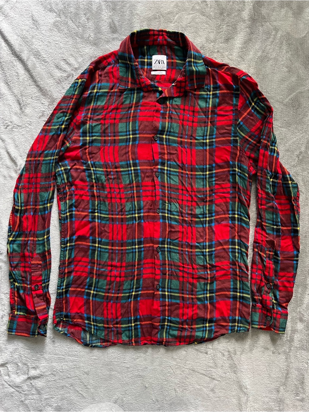 Zara Men’s Red Plaid Flannel Button Down Shirt Size M